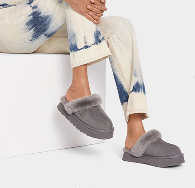 כפכפי פלטפורמה UGG – תמונה 11