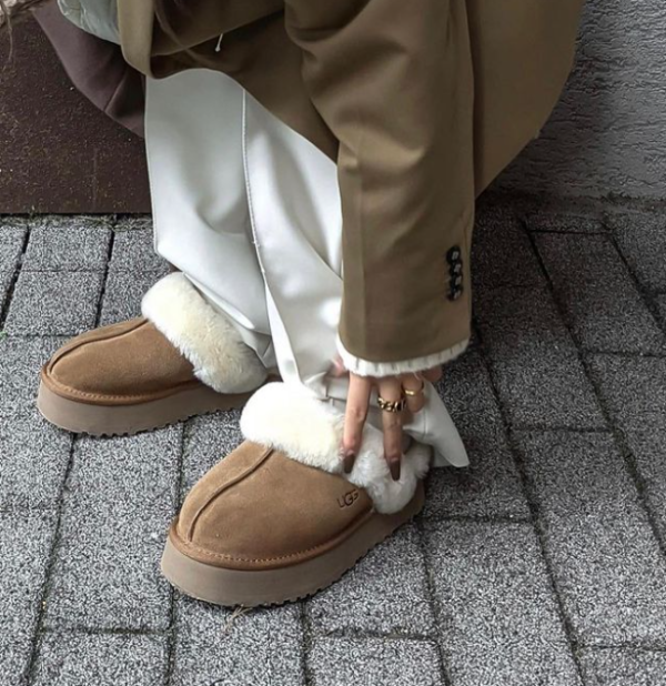 כפכפי פלטפורמה UGG