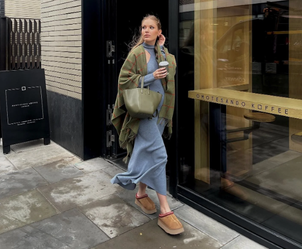 כפכפים מוגבהים UGG – תמונה 5