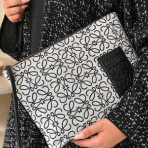 קלאץ LOEWE