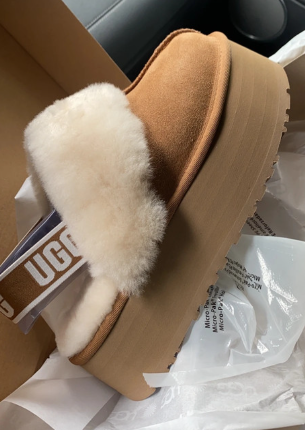 כפכפים פלטפורמה UGG – תמונה 18