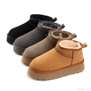 מגפיים UGG פלטפורמה קצר