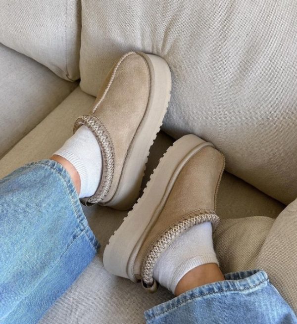 כפכפים UGG פלטפורמה