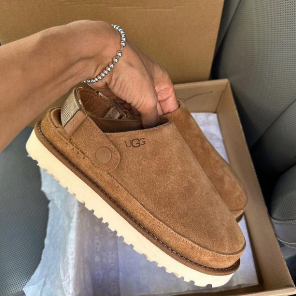 כפכפים UGG – תמונה 24