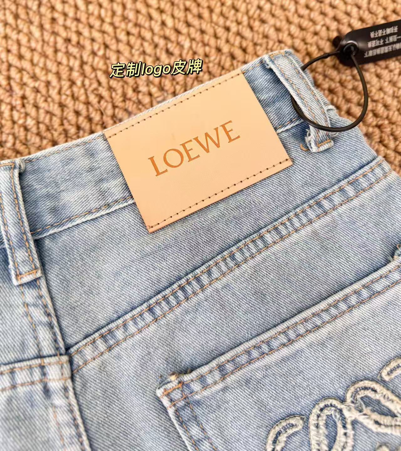 ג׳ינס קצר loewe – תמונה 9