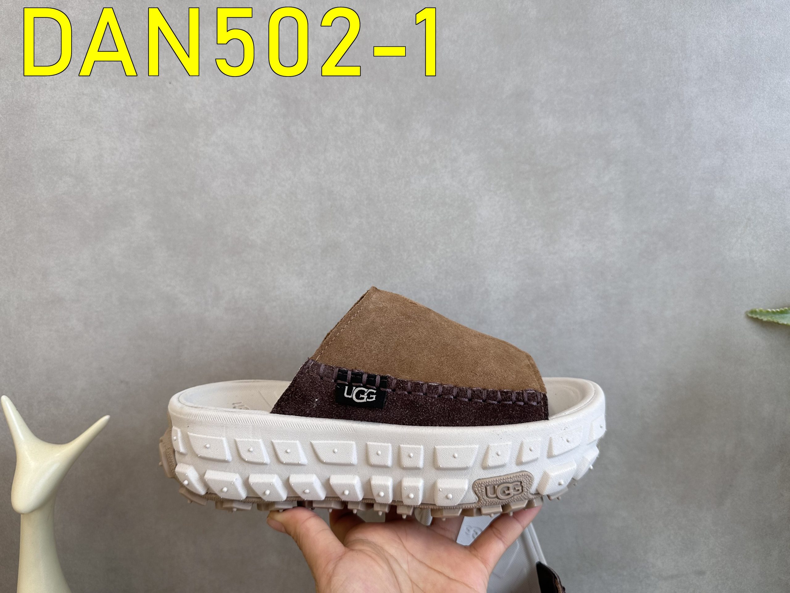 כפכפים פלטפורמה UGG – תמונה 5
