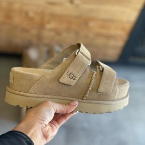 כפכפים UGG