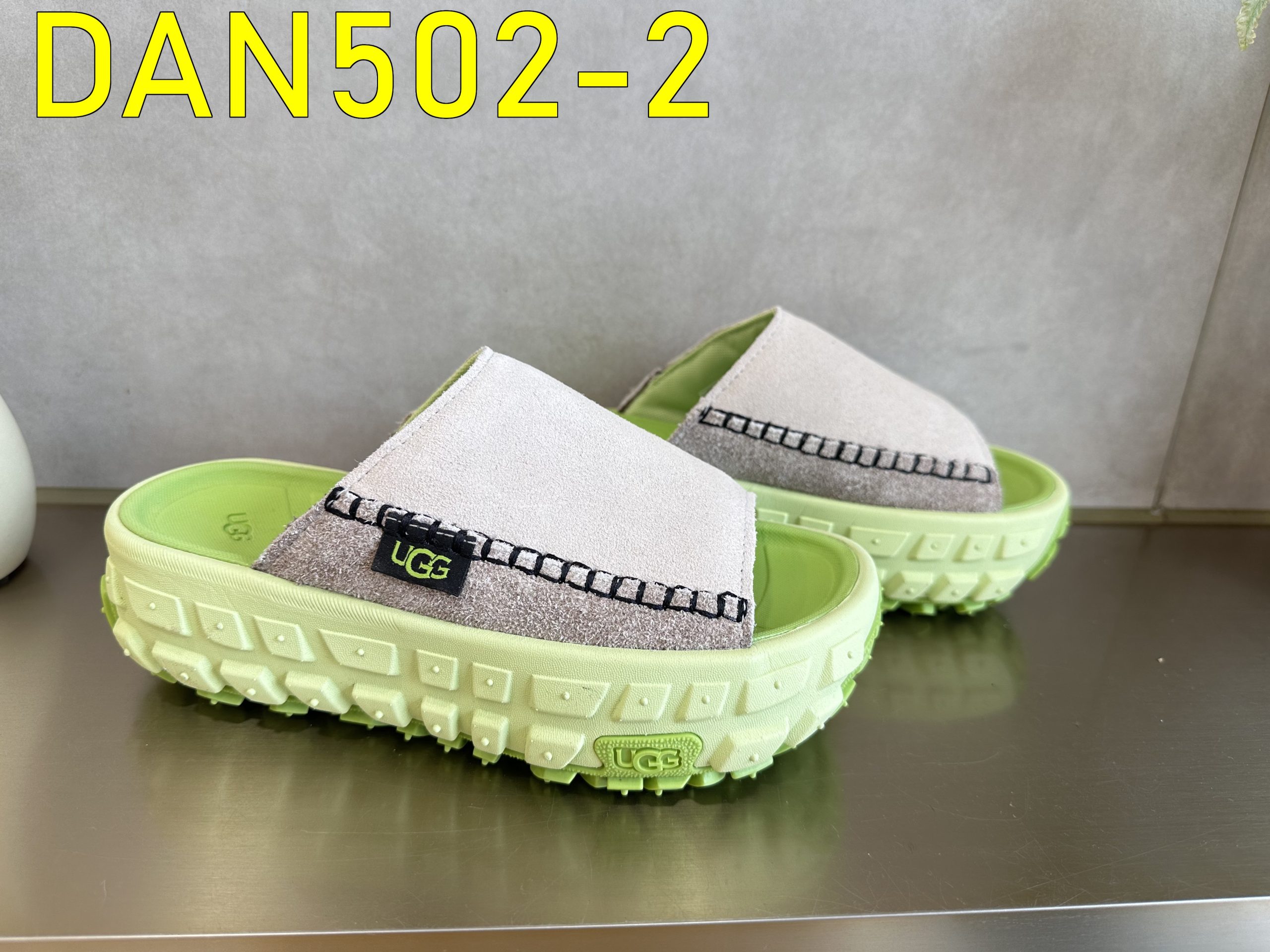 כפכפים פלטפורמה UGG – תמונה 7