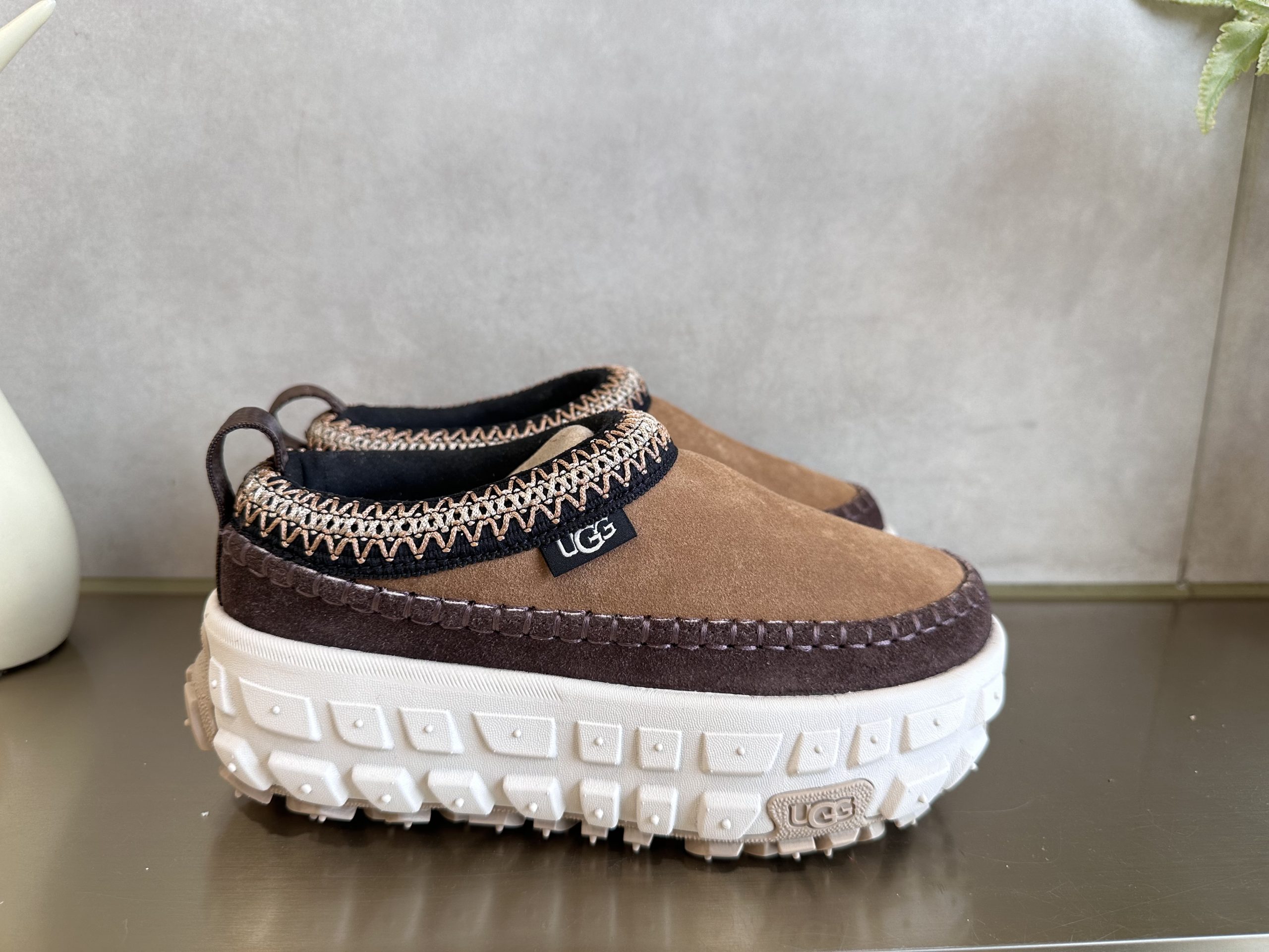 כפכפים פלטפורמה UGG