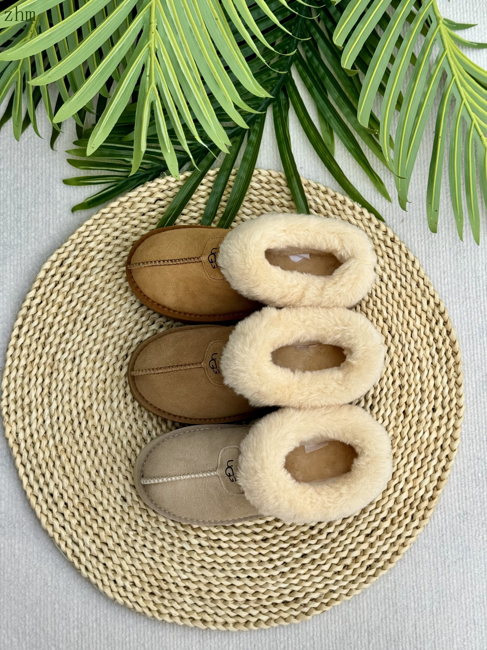 כפכפים UGG פלטפורמה – תמונה 16
