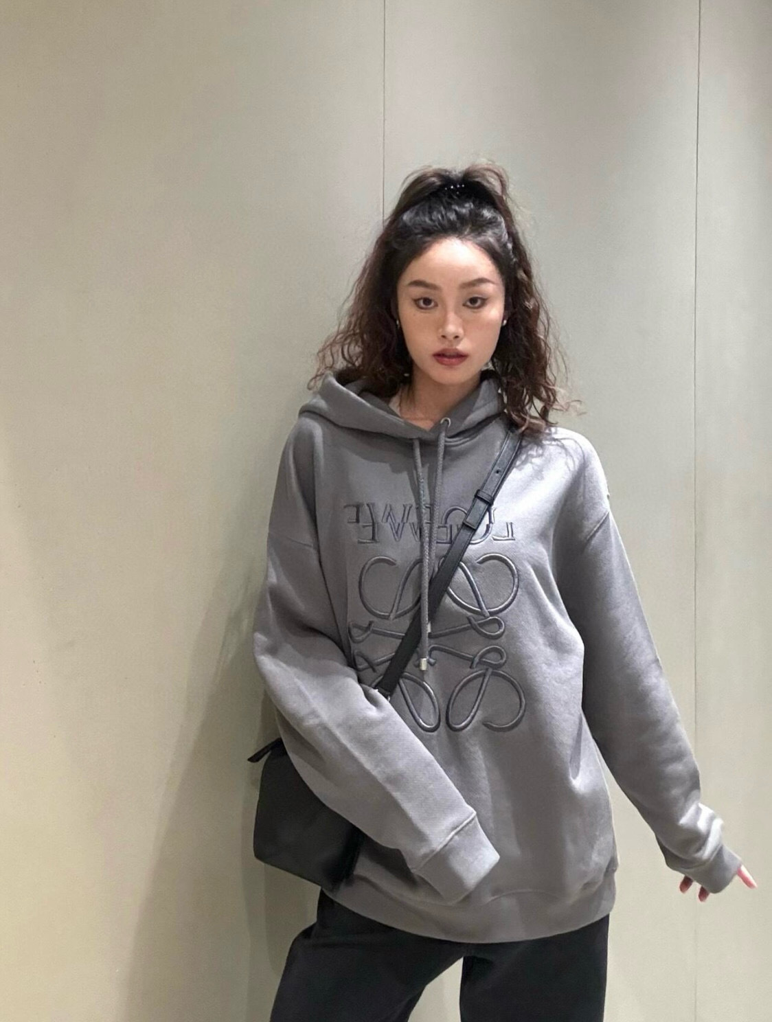 קפוצון סווטשירט LOEWE – תמונה 7