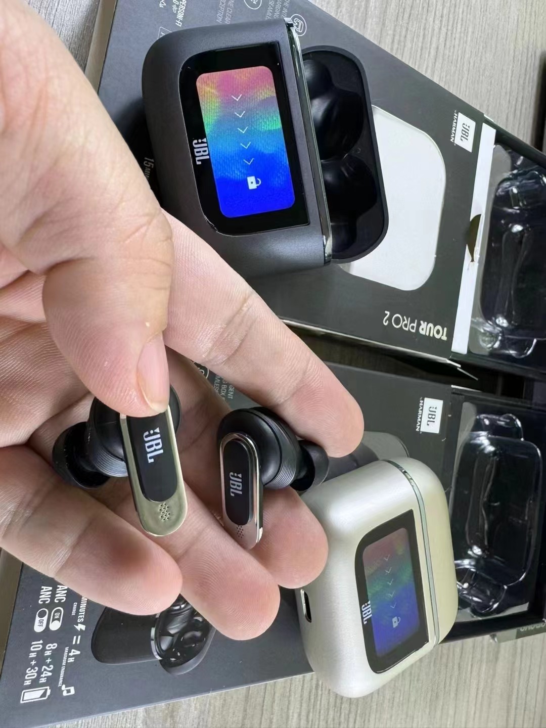 אוזניות jbl tour pro – תמונה 3