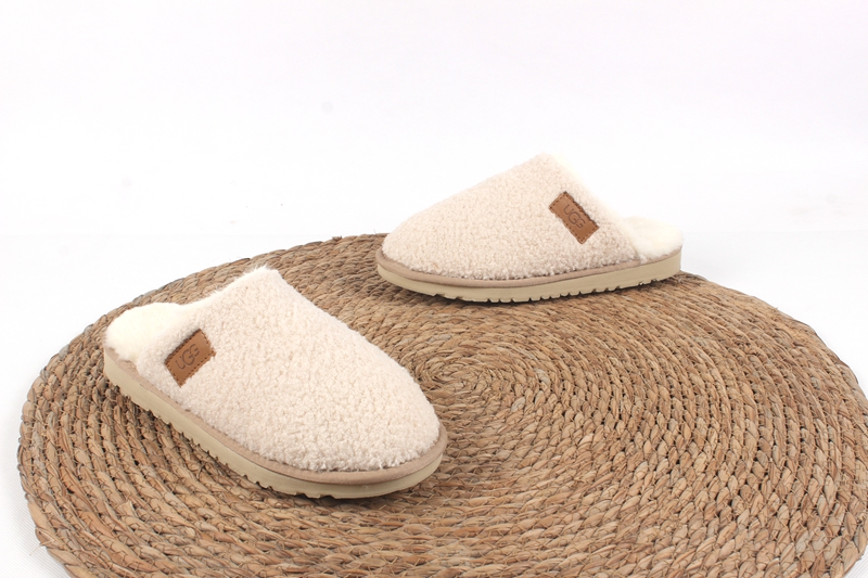 כפכפים UGG – תמונה 7