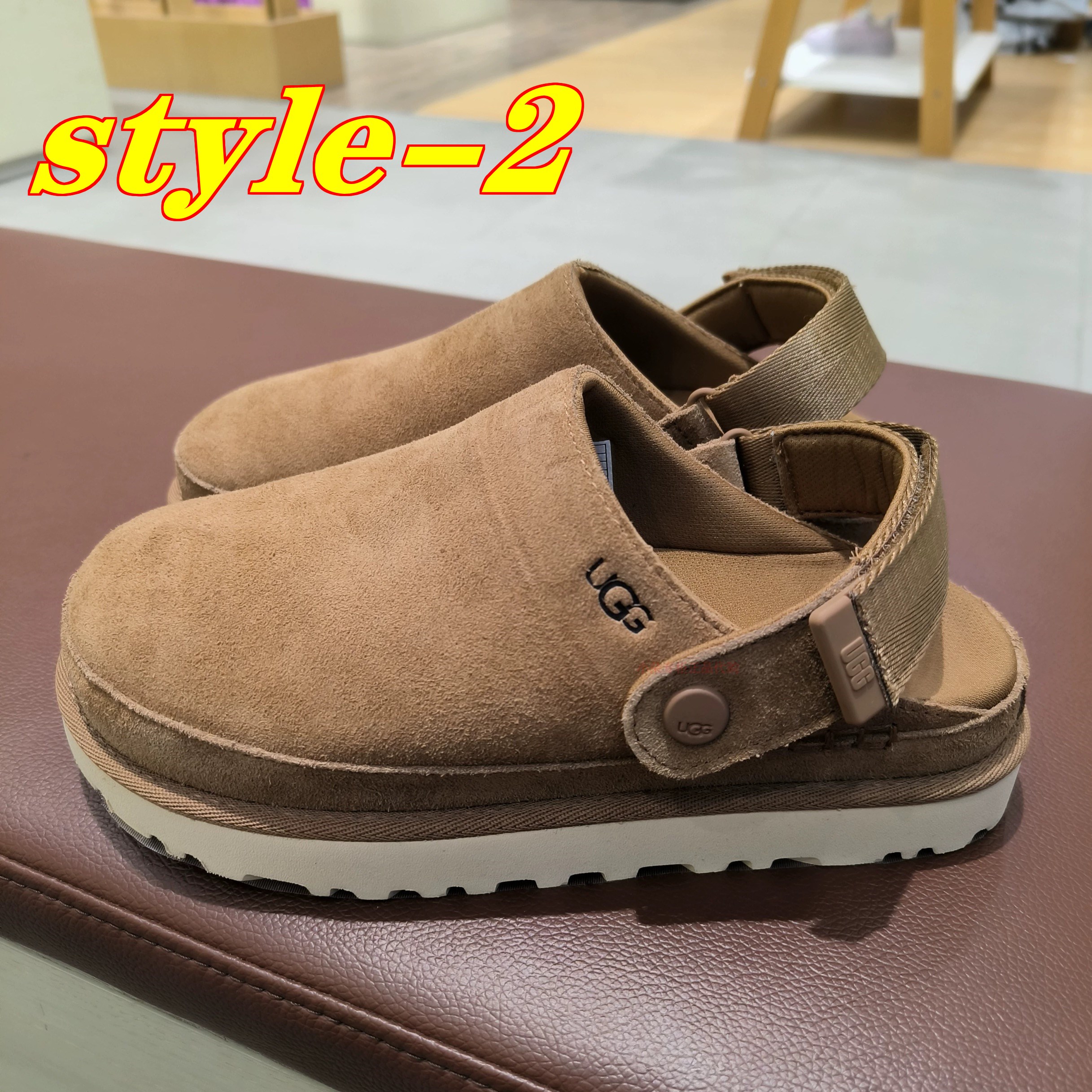 כפכפים UGG – תמונה 4