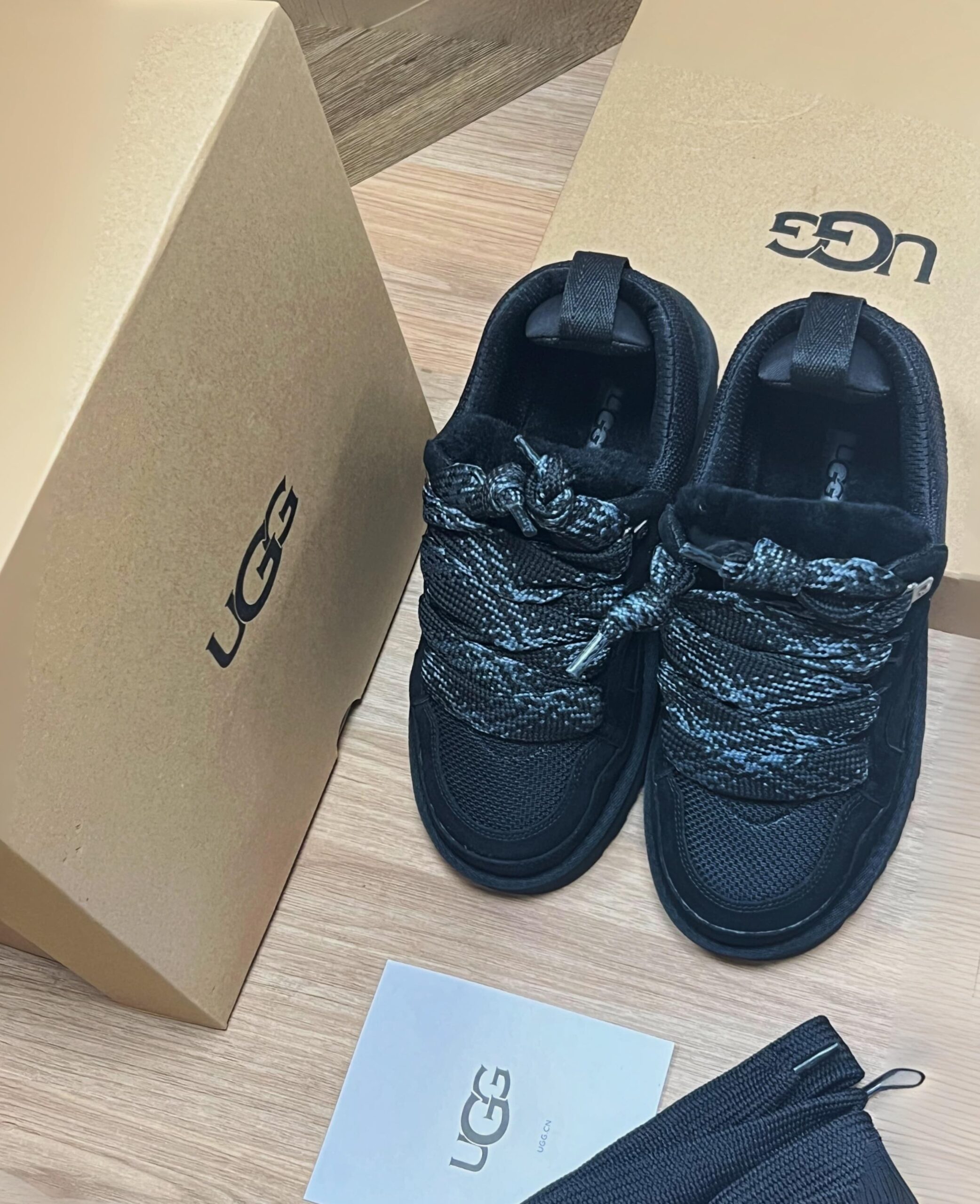 נעליים UGG – תמונה 22