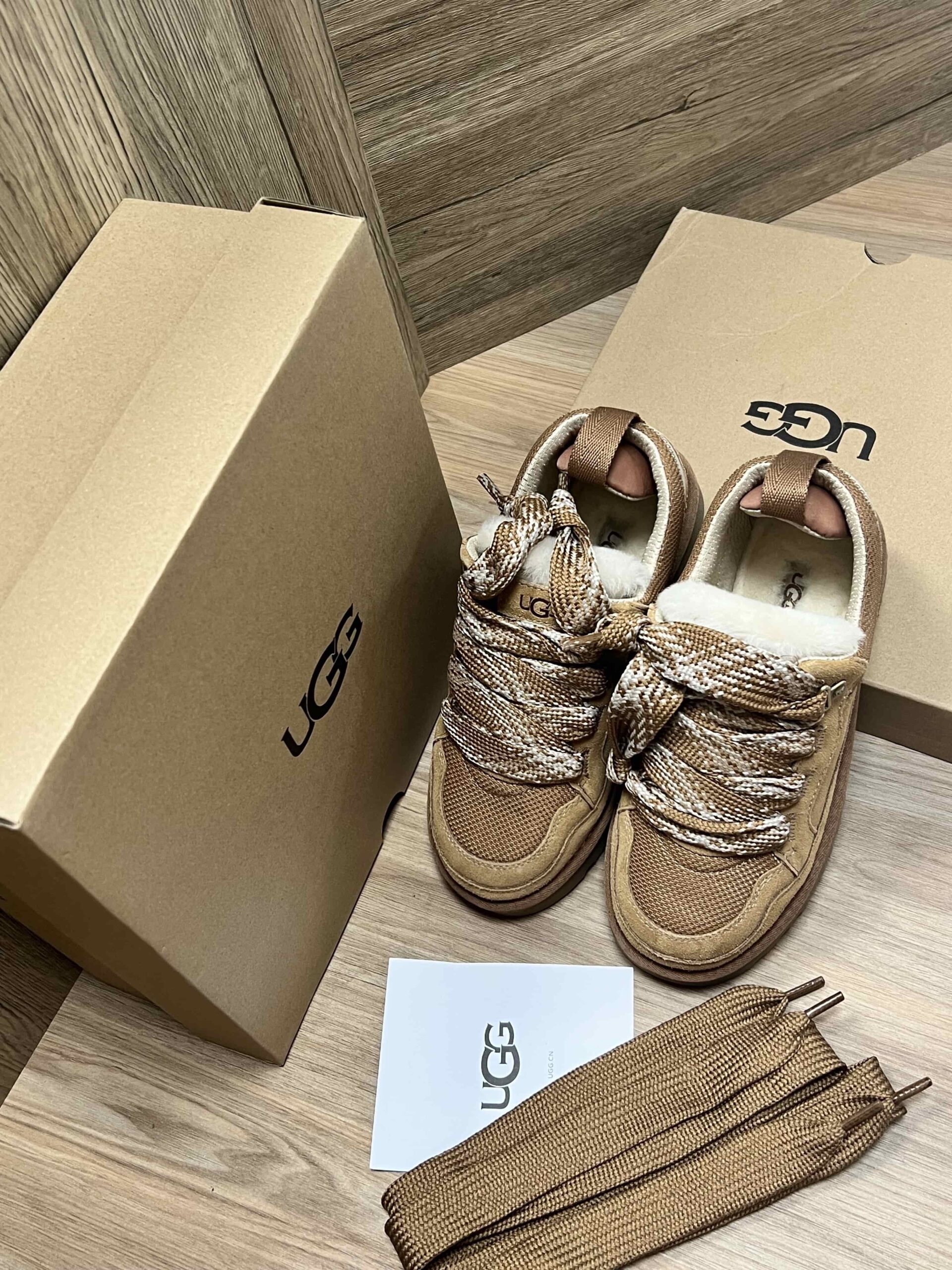 נעליים UGG – תמונה 19
