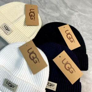 כובע גרב UGG