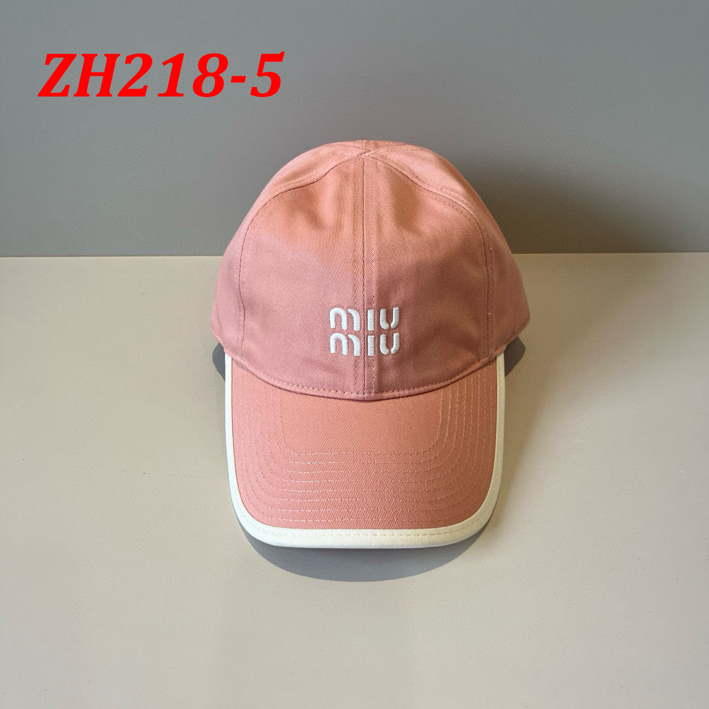 כובע מצחיה מיו מיו – תמונה 8