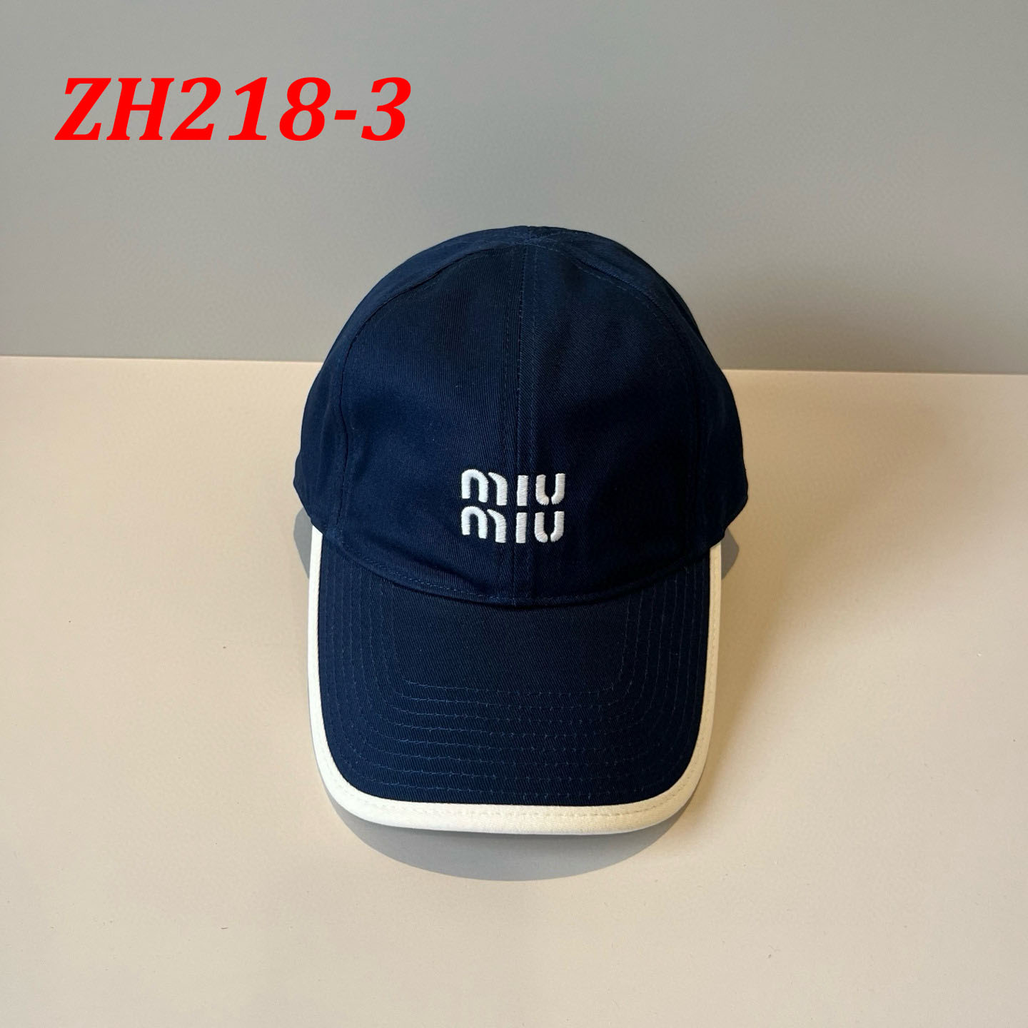 כובע מצחיה מיו מיו – תמונה 6