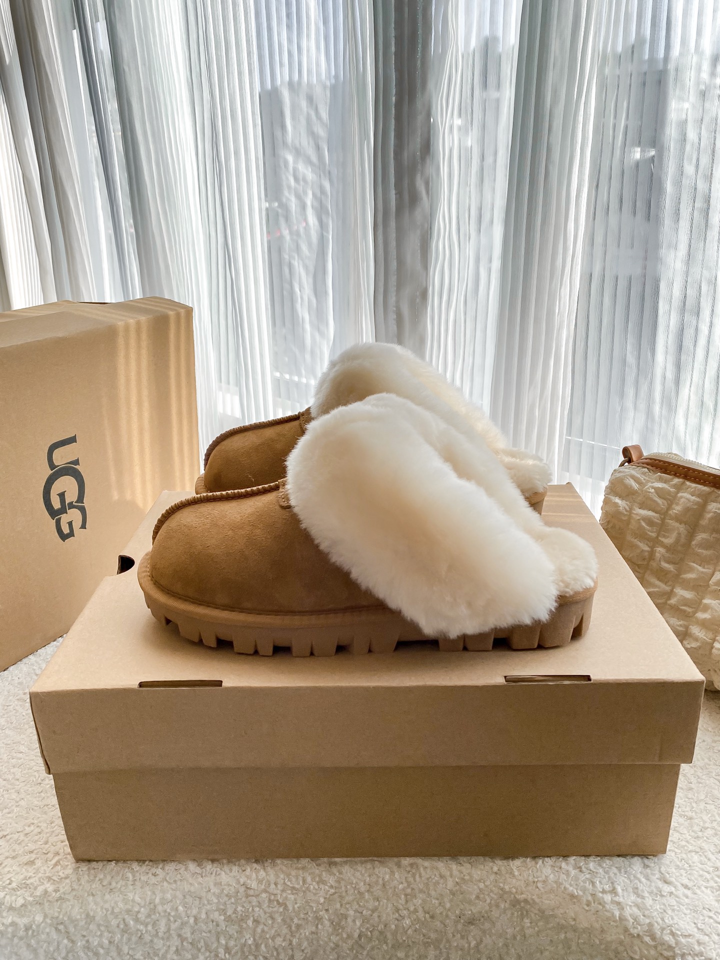 נעלי בית UGG – תמונה 7