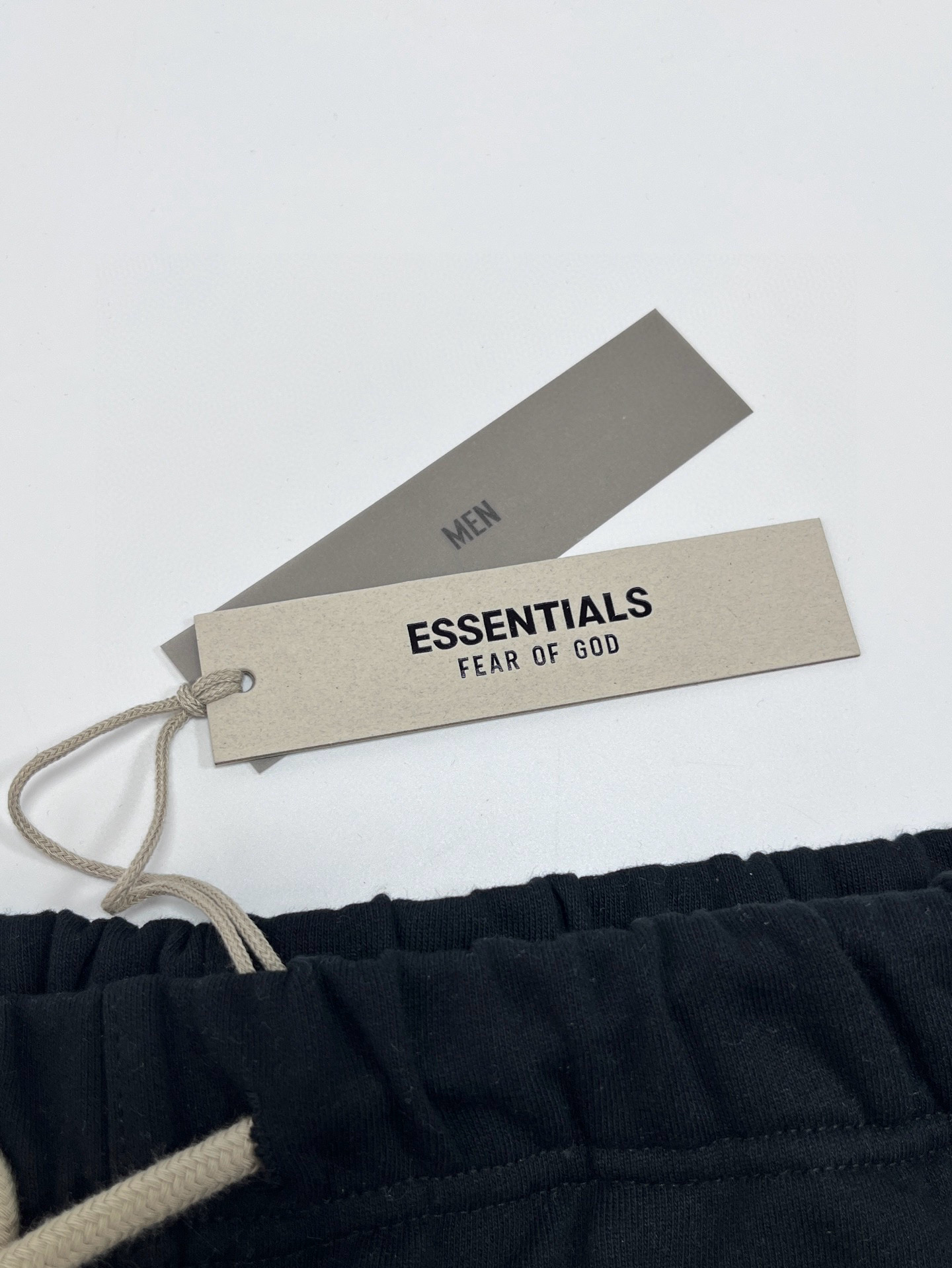 מכנסיים קצרים Essentials – תמונה 12