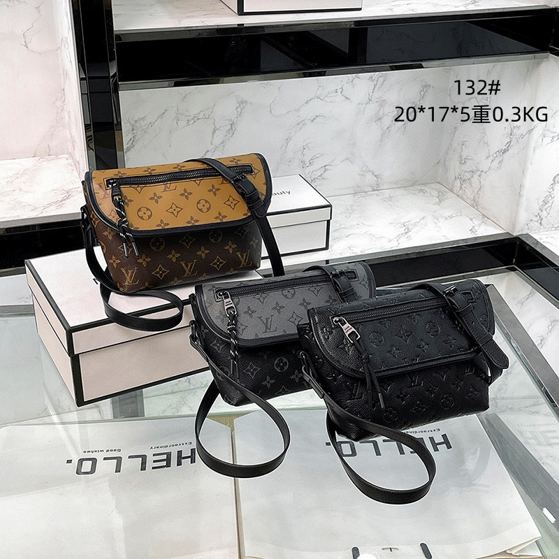 תיק צד לואי ויטון – תמונה 4