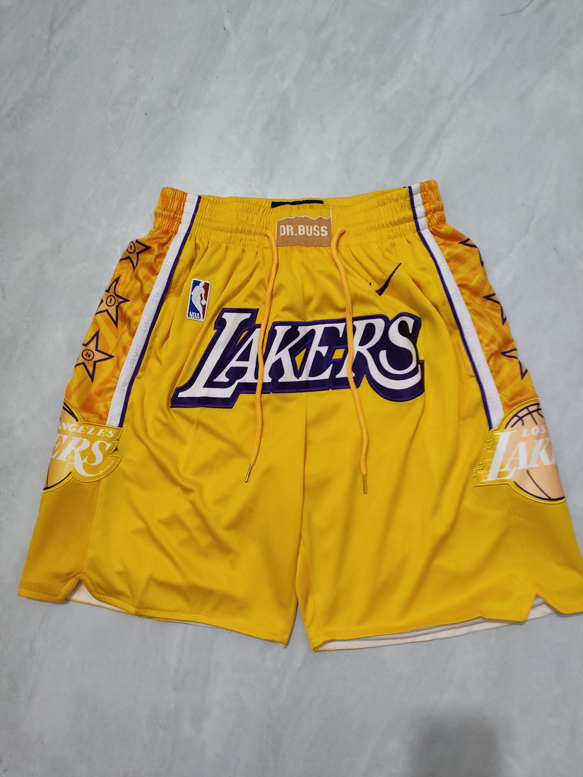 מכנסי כדורסל NBA