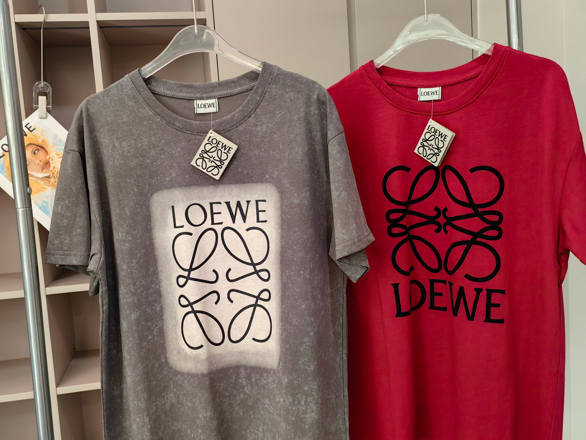 חולצות טי Loewe