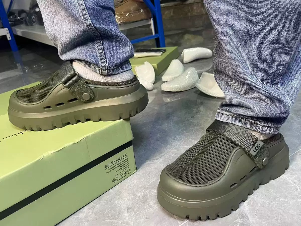 כפכפים UGG – תמונה 10