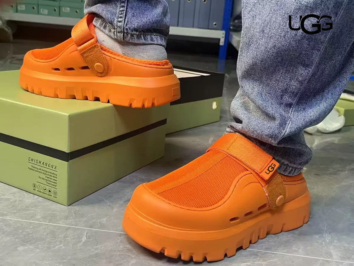 כפכפים UGG – תמונה 14