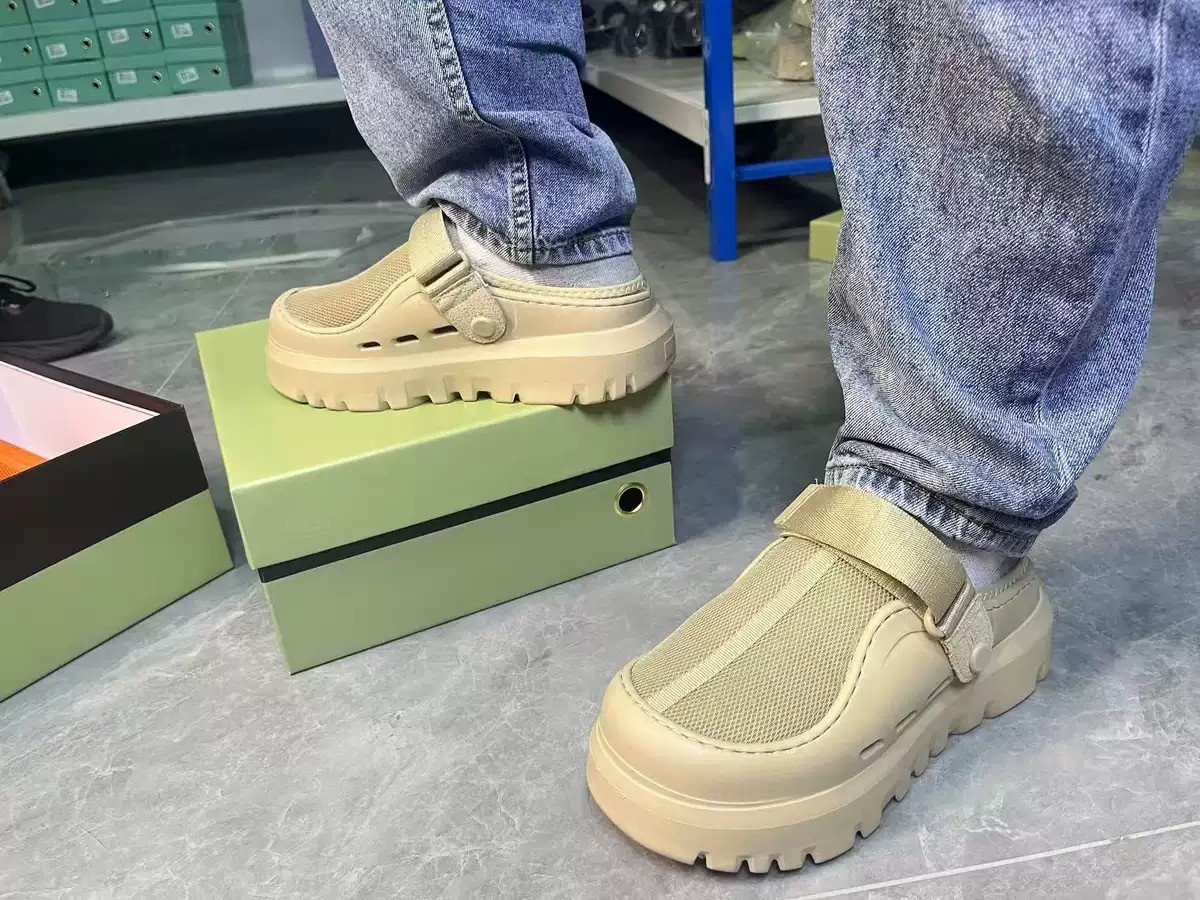 כפכפים UGG – תמונה 8