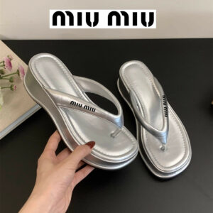 כפכפים מיו מיו