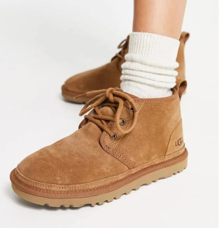 נעליים UGG