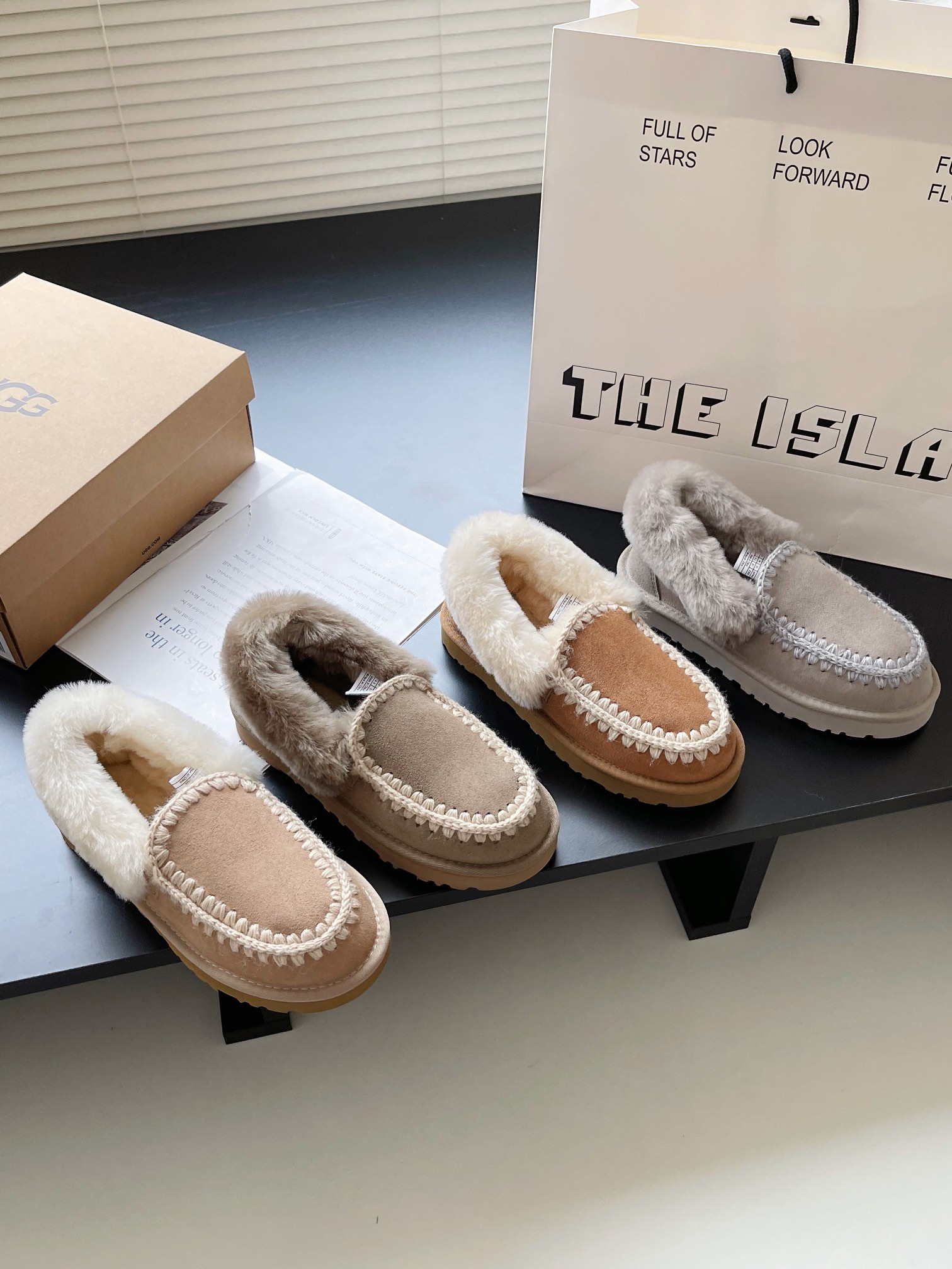 כפכפים UGG – תמונה 4