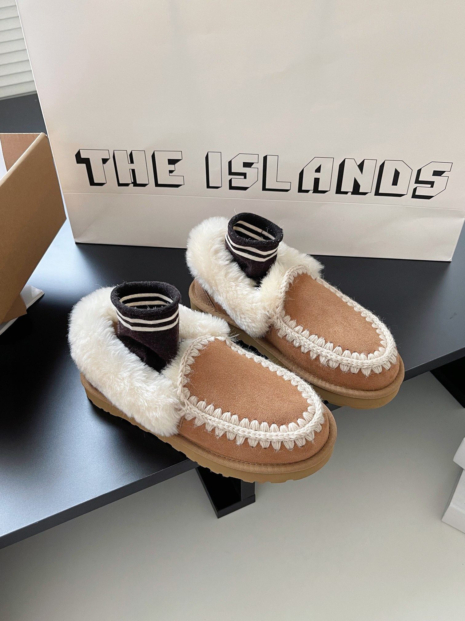 כפכפים UGG – תמונה 9