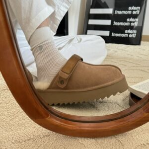 כפכפים UGG