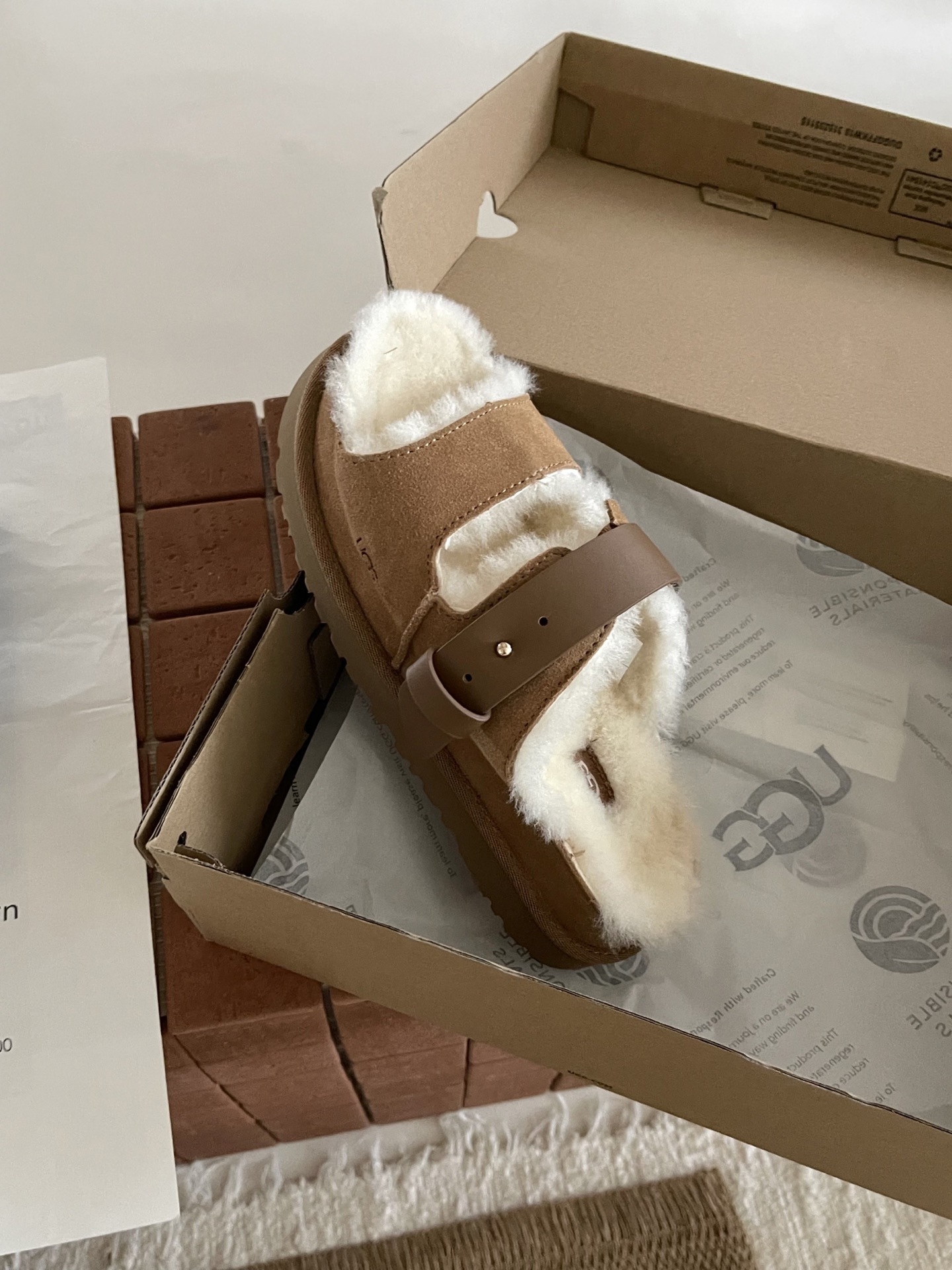 כפכפים UGG – תמונה 13