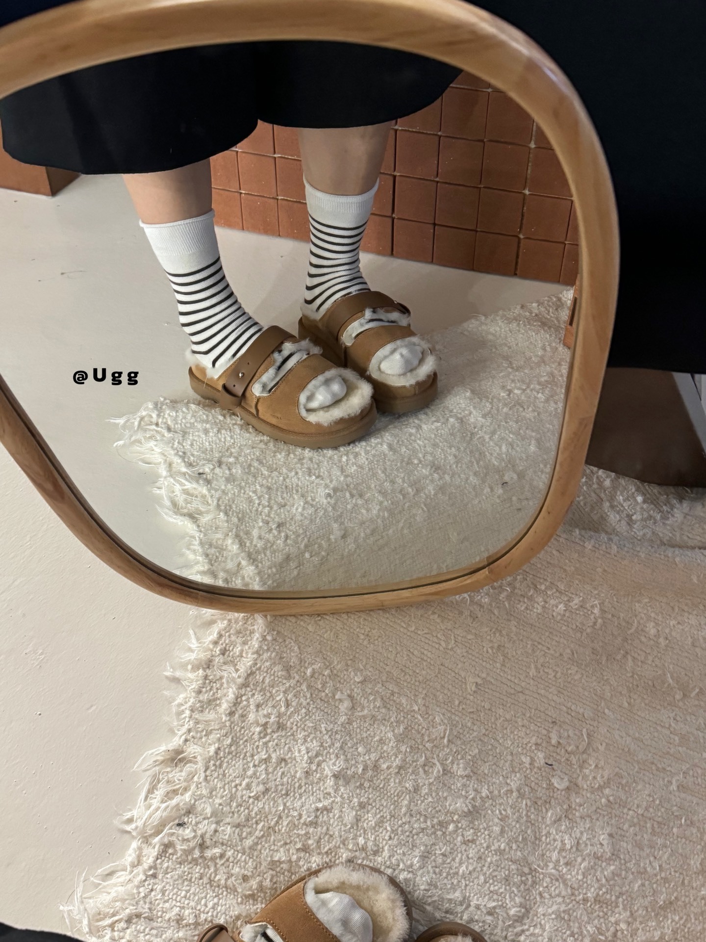 כפכפים UGG – תמונה 11