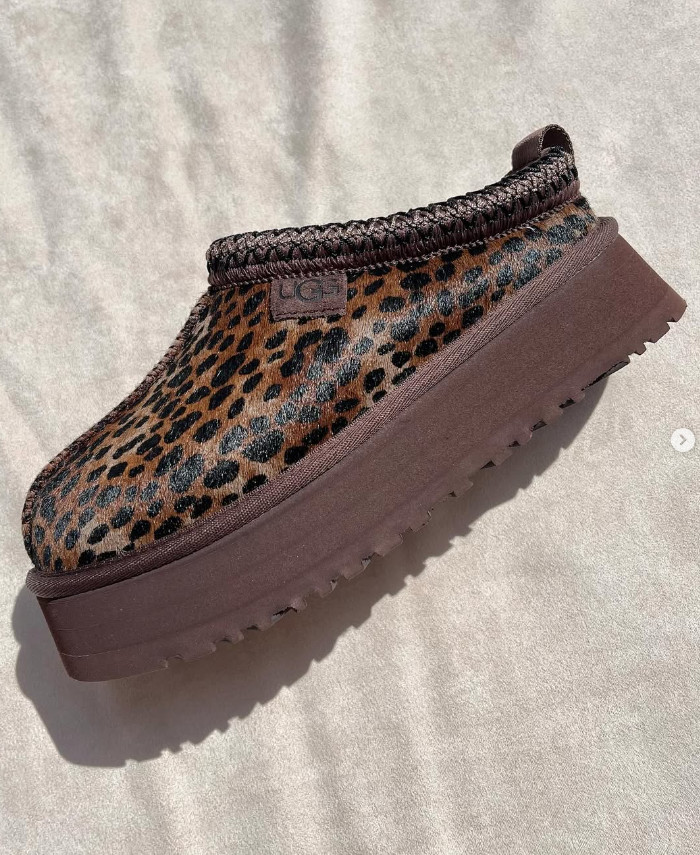 כפכפים UGG מנומר – תמונה 14