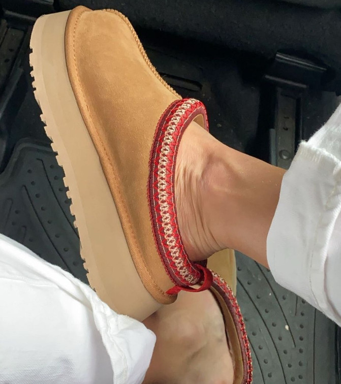 כפכפים UGG – תמונה 11