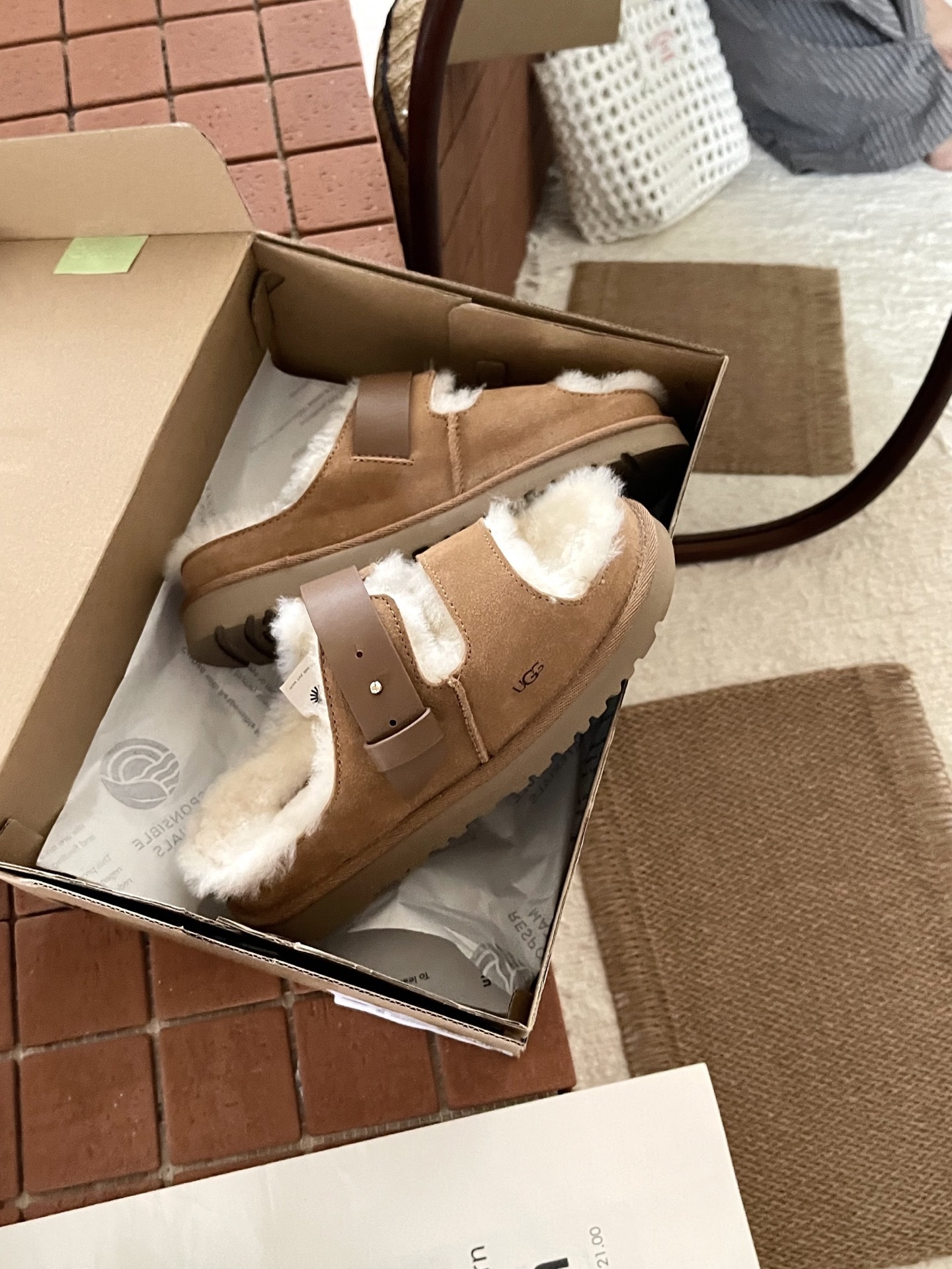 כפכפים UGG