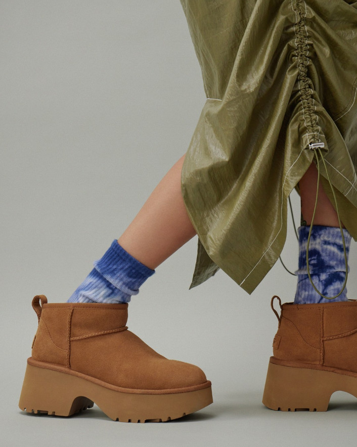 מגפונים UGG