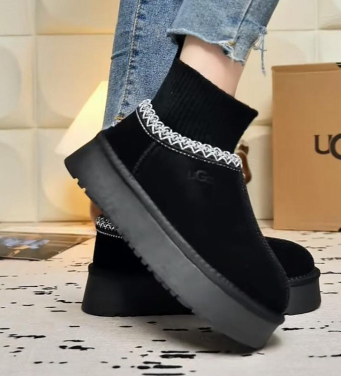 ugg עם גרב – תמונה 5