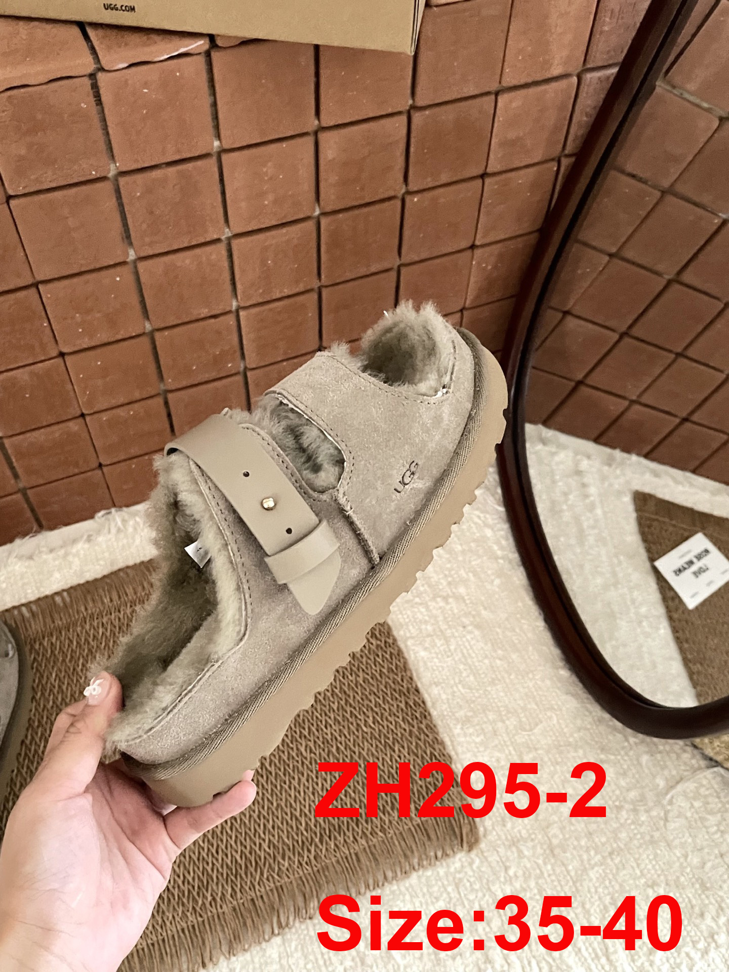 כפכפים UGG – תמונה 4
