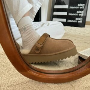 כפכפים UGG