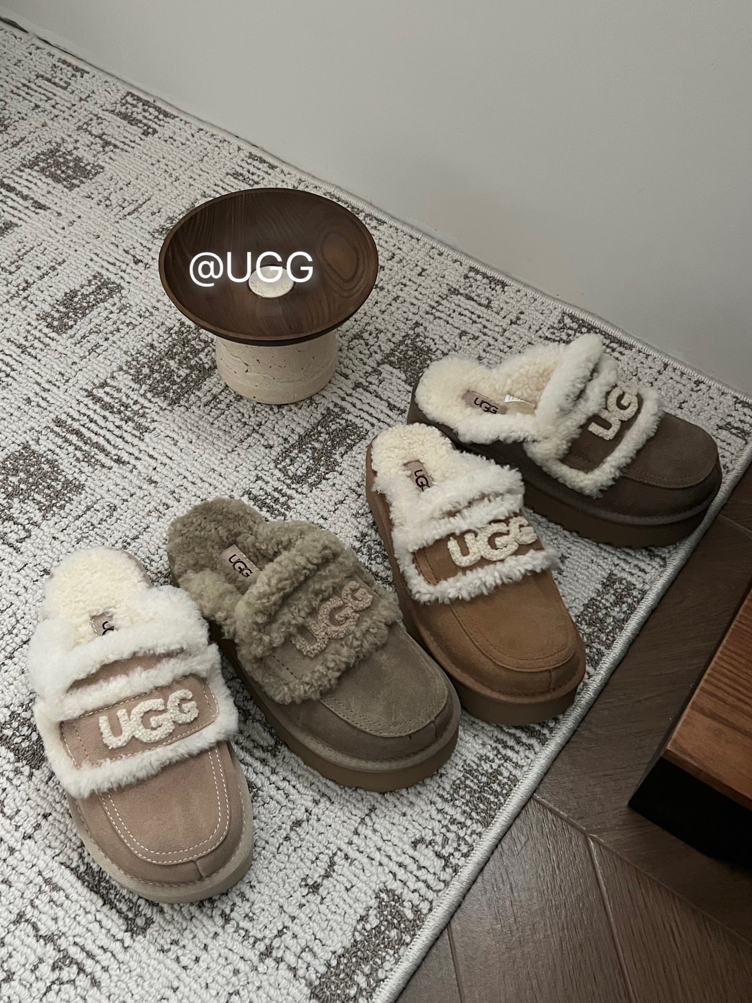 כפכפים UGG