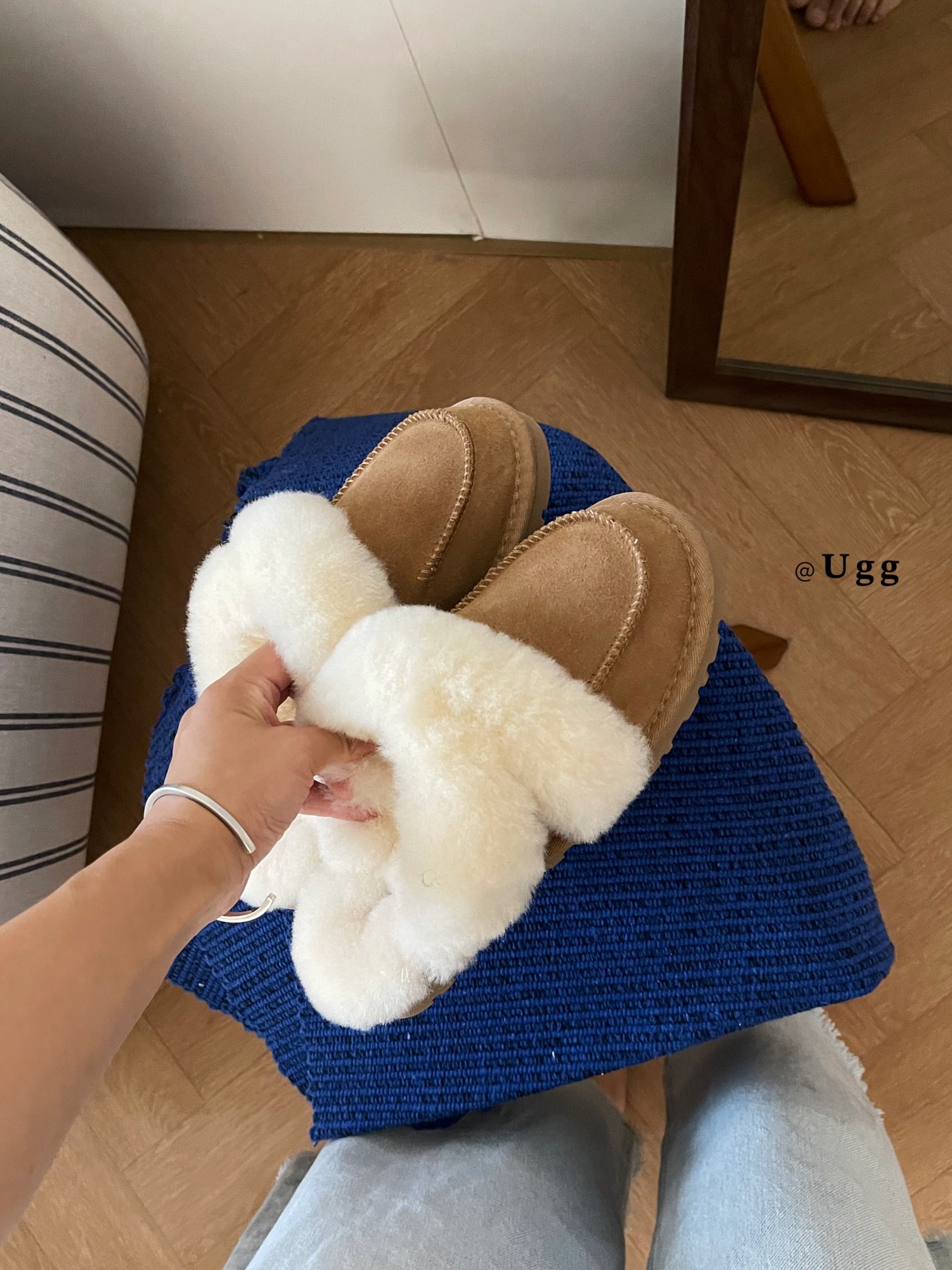 נעלי בית UGG – תמונה 9