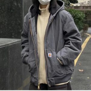 מעיל Carhartt
