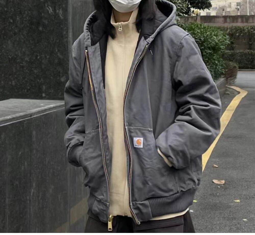 מעיל Carhartt
