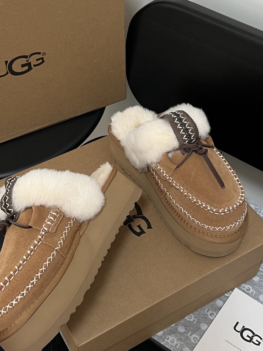 כפכפים UGG – תמונה 7